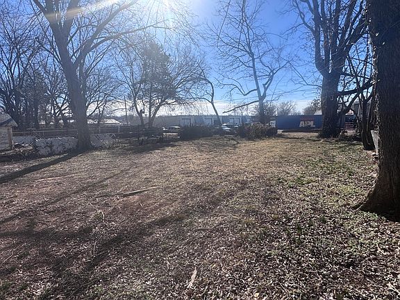 5th image of 1740 W Olive Street