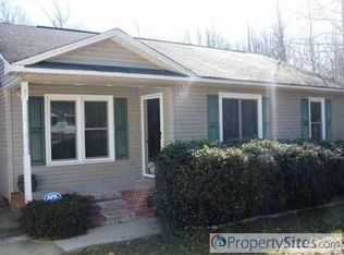 5 Bonds Cir, Fountain Inn, SC 29644