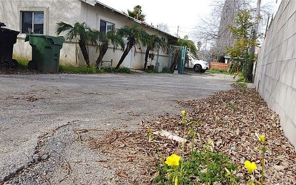 4th image of 4134 Sierra Vista Dr