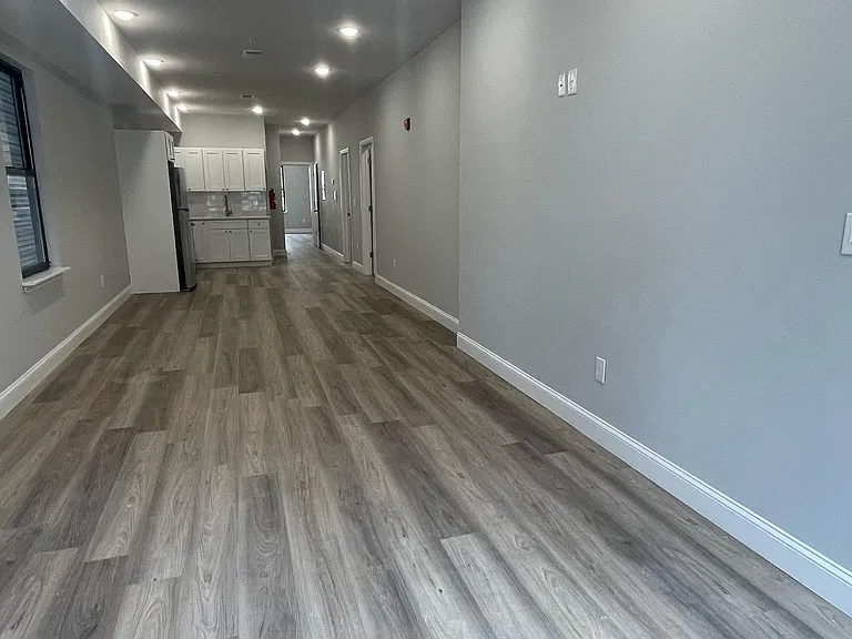 33 12th Ave #2 — Photo 3