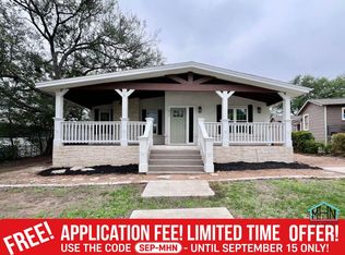 810 Elizabeth Rd, Terrell Hills, TX 78209