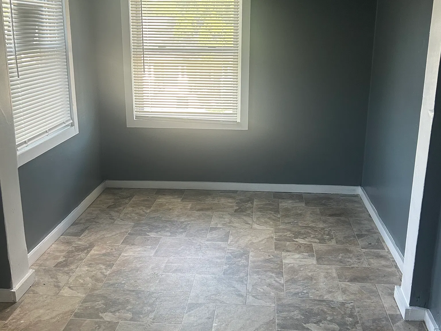 2 bed, 2288 sqft, $1,200 — Photo 3