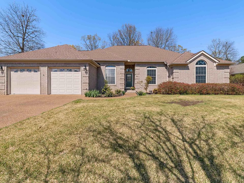 1st image of 867 Copperfield Cv