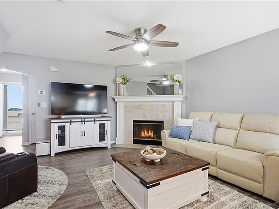 4th image of 5683 NW Plantation Ln #194-B