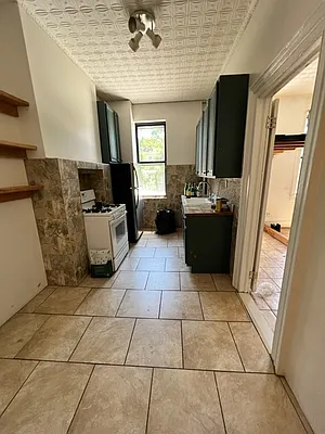 Rented by Francis Castoria LREB | media 3