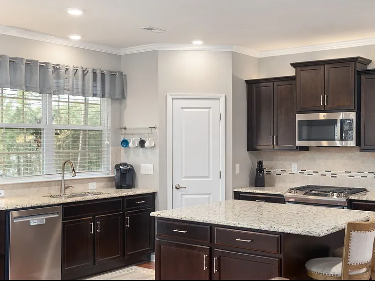 677 Long Melford Dr — Photo 40