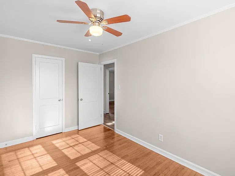 1318 Richmond Pl — Photo 16