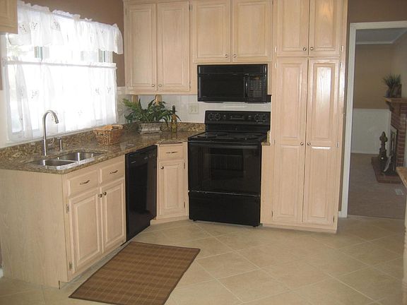 2nd image of 6008 W 102nd St
