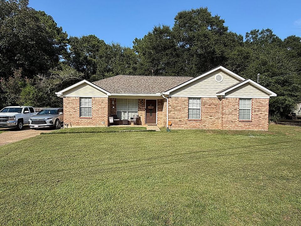 1st image of 2076 Mesa Dr