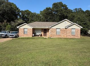 2076 Mesa Dr, Semmes, AL 36575