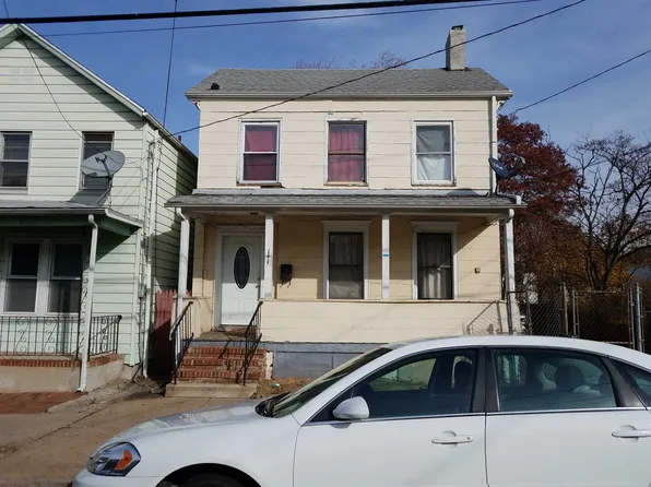 141 Seaman St, New Brunswick, NJ 08901