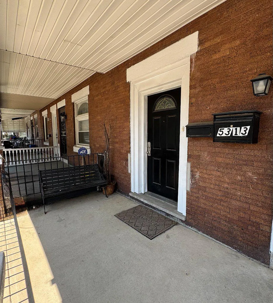 2 bed, 1.0 bath, 1592 sqft, $1,375 — Photo 1