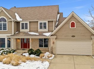 25924 W Courtney Rd, Plainfield, IL 60585