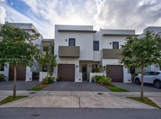 488 SW 91st Ave, Miami, FL 33174