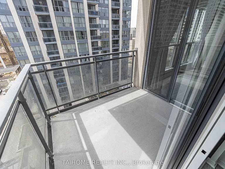 28 Hollywood Ave #809 — Photo 22