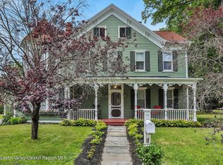 19 Grist Mill Rd, Tillson, NY 12486