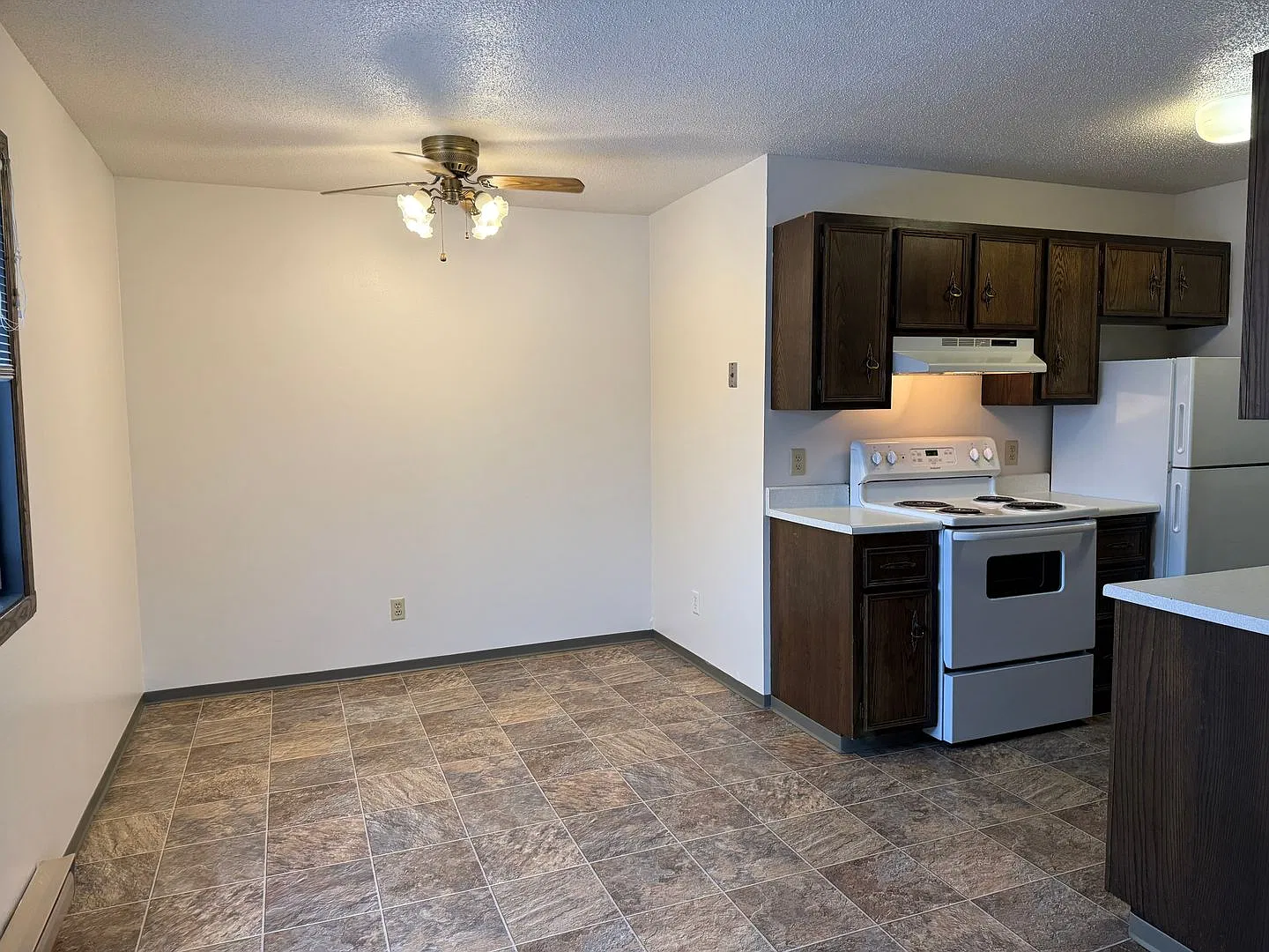 Spring Glen Apartments — Photo 4