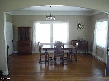 4th image of 704 S 10th Ave