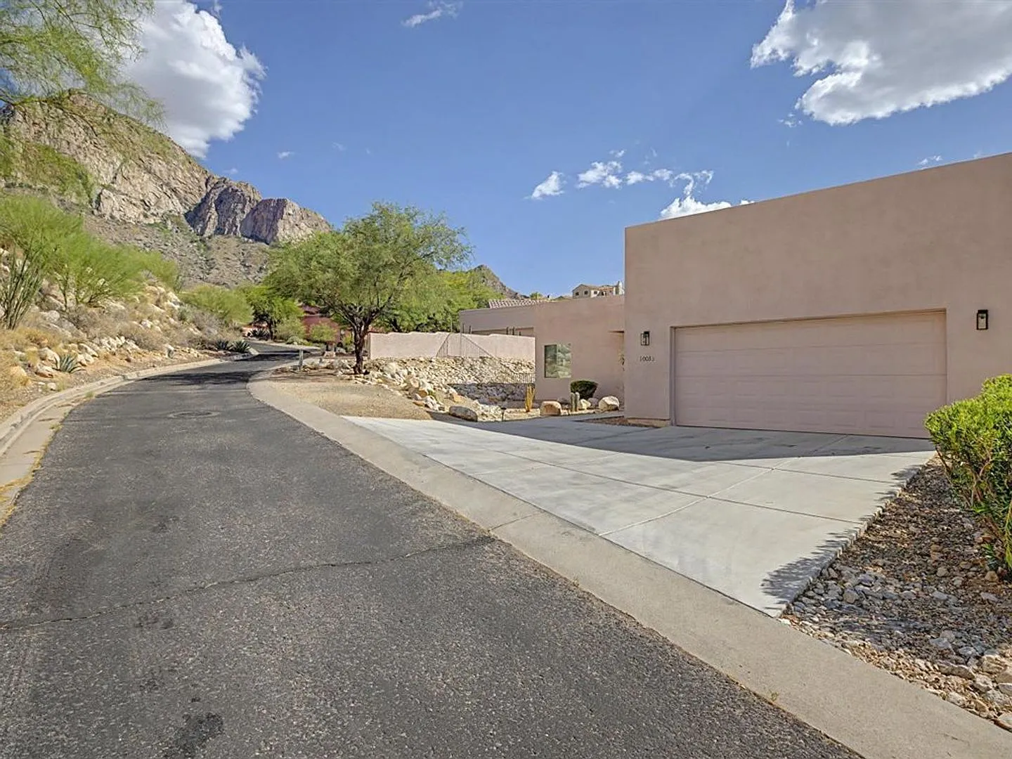 Desert Luxury Living in a Gated Community with Stunning Mountain Views! — Photo 3