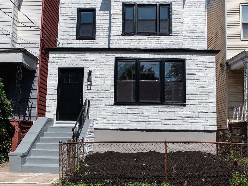 1st image of 4 Van Houten Ave