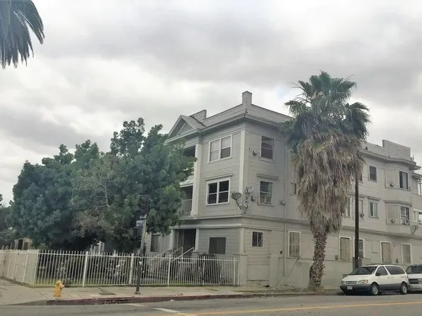 BEAUTIFUL DORMITORY STYLE HOUSING AVAILABLE