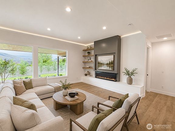 5th image of 15005 Allison Place
