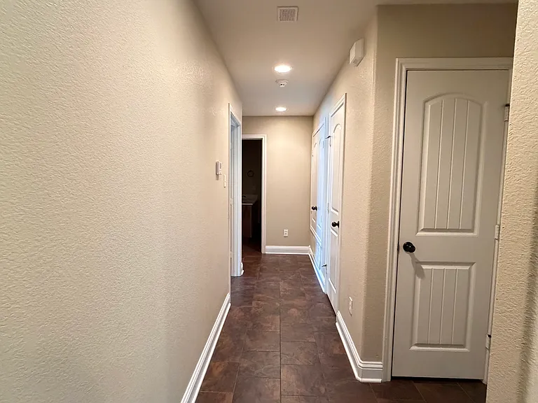 113 Falcon Way — Photo 7