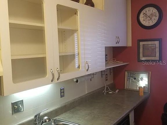 2nd image of 161 114th Ave N #161