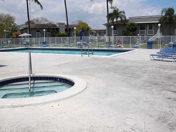 2nd image of 467 NE 210th Circle Ter #20216