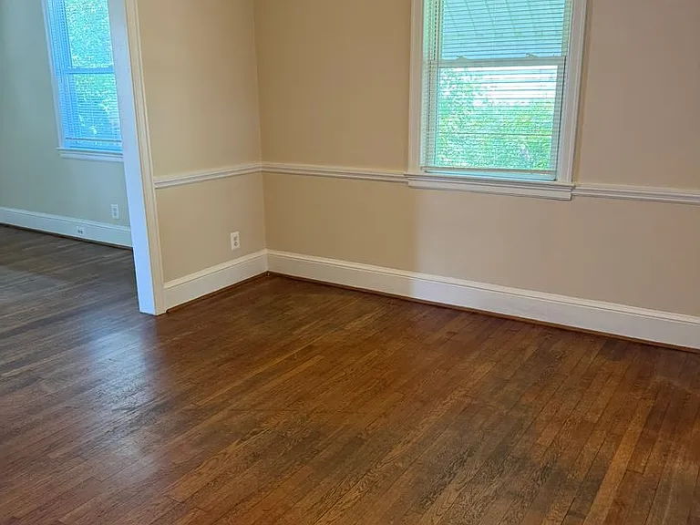 3901 Oglethorpe St — Photo 5