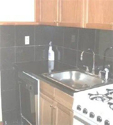 Rented by Adina Realty | media 87