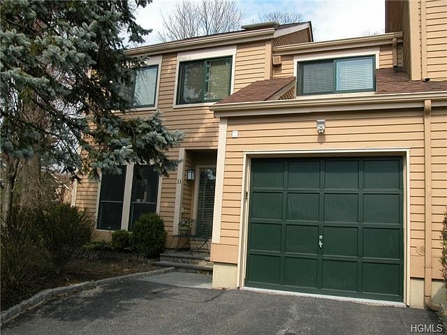 1st image of 33 Manor House Ln