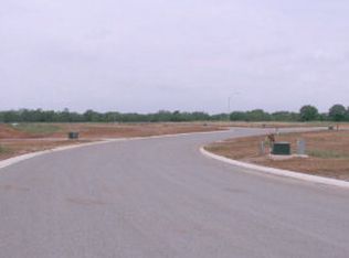 723 Darlington Dr, Fredericksburg, TX 78624