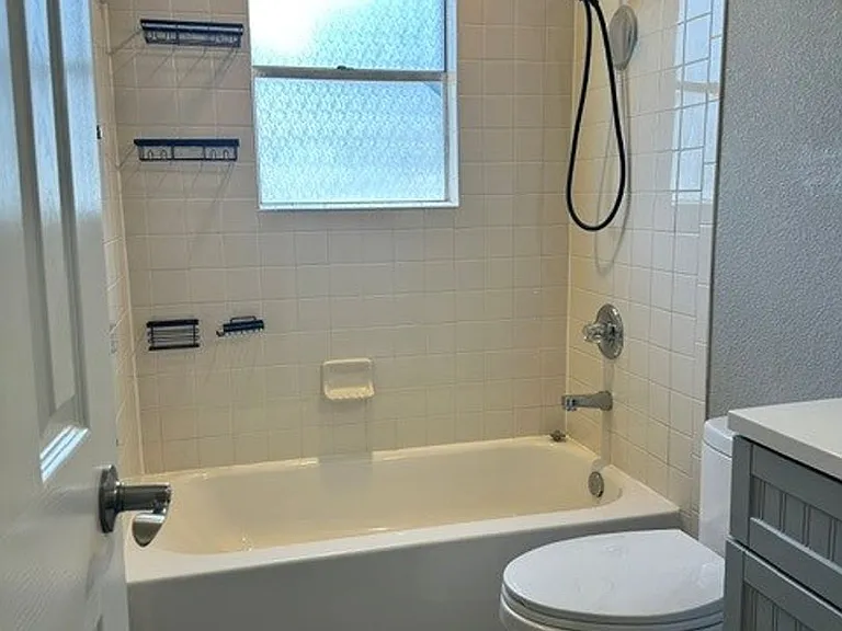 1106 Foster Ln — Photo 14
