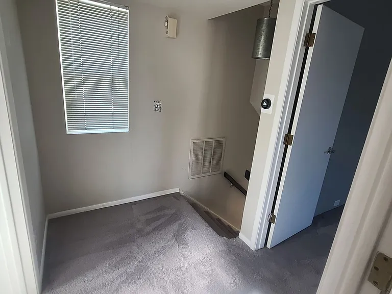 8645 S 51st St #1 — Photo 11