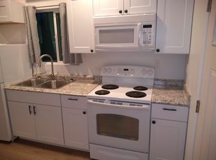 2582 Davis Ave, Carlsbad, CA 92008
