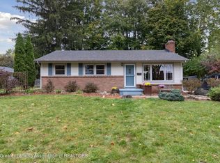 941 Delridge Rd, East Lansing, MI 48823