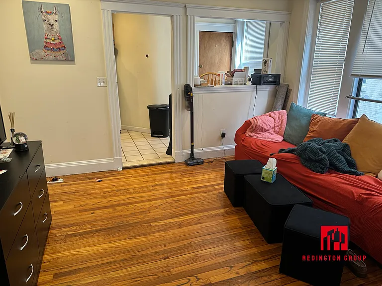 240 Kelton St #3 — Photo 1