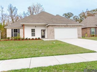 39022 Forestwood Ave, Gonzales, LA 70737