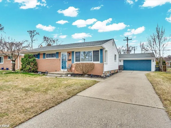 21025 Wakefield St, Clinton Township, MI 48035