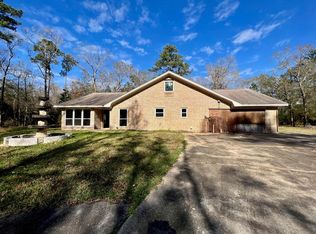 7765 River Rd, Beaumont, TX 77713