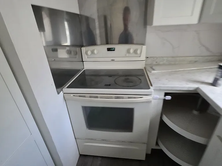 1003 W Sunset Ave — Photo 17