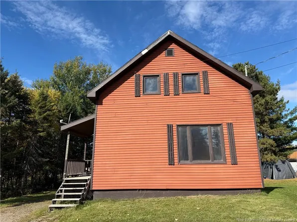 348 Saint Jean St, Saint Laonard, NB E7E 2B6