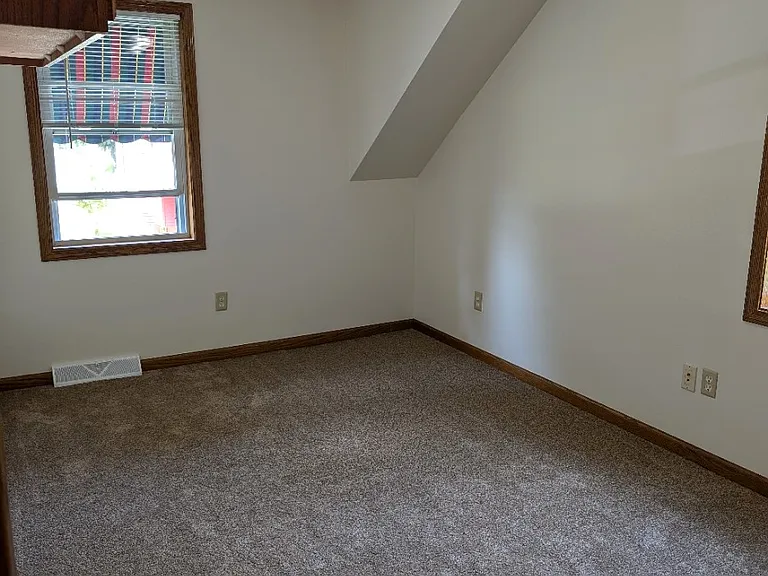 3599-3603 Abbott Rd — Photo 22