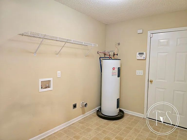 139 Wax Myrtle Ct — Photo 13