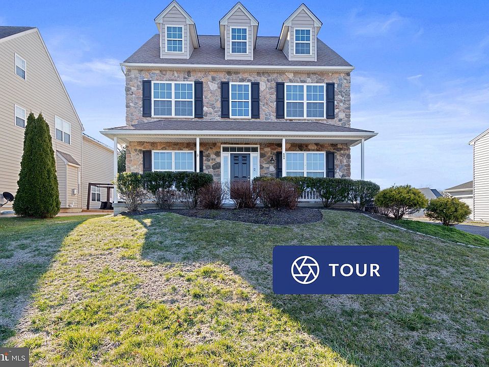 1st image of 609 Abingdon Cir