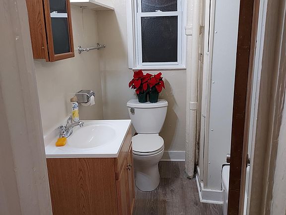 3rd image of 2866 S Hillock Ave #1FLF