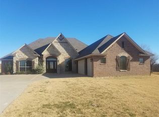 932 NE Brown Rd, Elgin, OK 73538