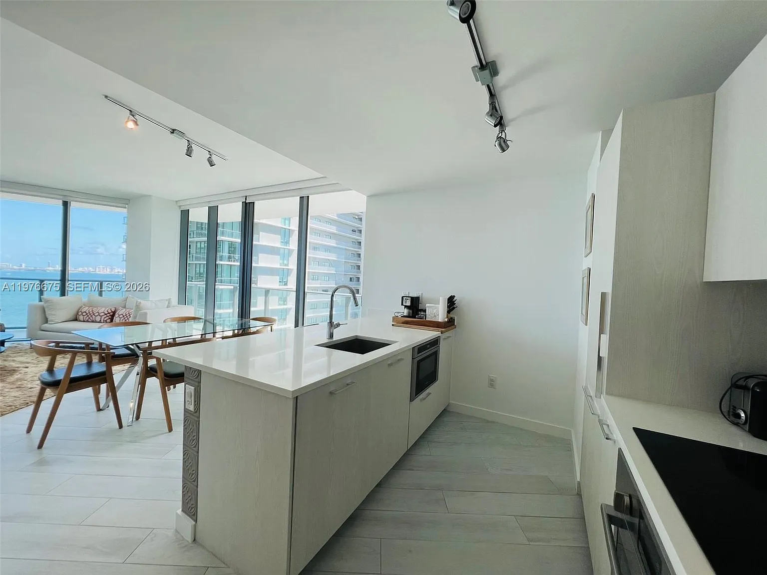 Paraiso Bayviews Condo — Photo 4