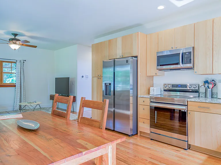 9 Boyd Ave — Photo 17